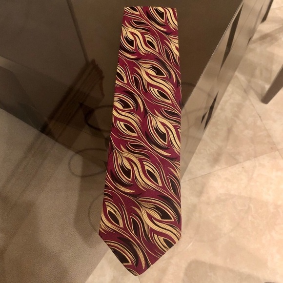 NWOT Italian Silk Tie - Picture 6 of 8